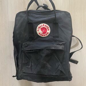Fjallraven Kanken Backpack - Black